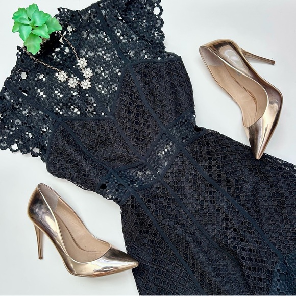 Sandro Jannie Lace A-Line Mini Dress Black Cap Flutter Sleeve Mini Size 38 - Picture 2 of 16